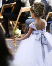 Load image into Gallery viewer, Empyrean Tulle  Floor-Length Dress - White
