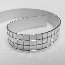 Load image into Gallery viewer, 48” Silver Mirror Mosaic Polystone Floor Vase Wedding Aisle Prop Party Columns
